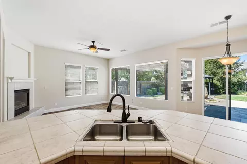 Other - 256 N Magnolia Ave, Clovis, CA 93611 photo 5 of 10