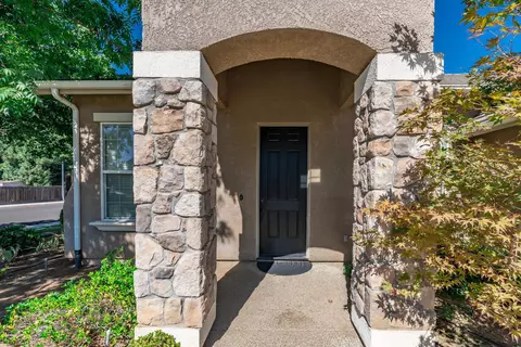 Other - 256 N Magnolia Ave, Clovis, CA 93611 photo 1 of 10