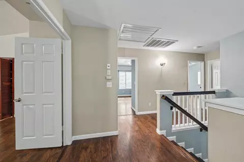 Entry Way - 2055 Bedford Ave, Clovis, CA 93611 photo 5 of 5