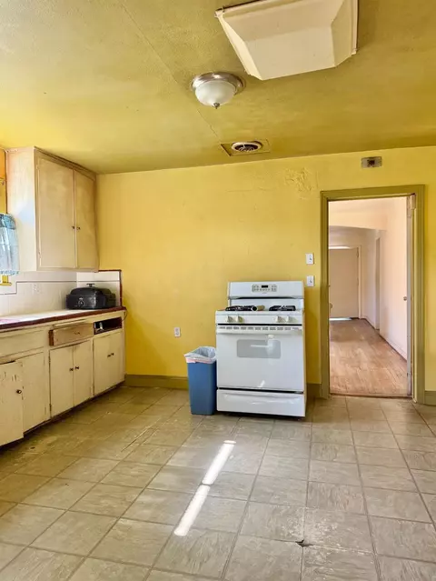 Kitchen - 1916 7th St, Sanger, CA 93657 photo 1 of 2