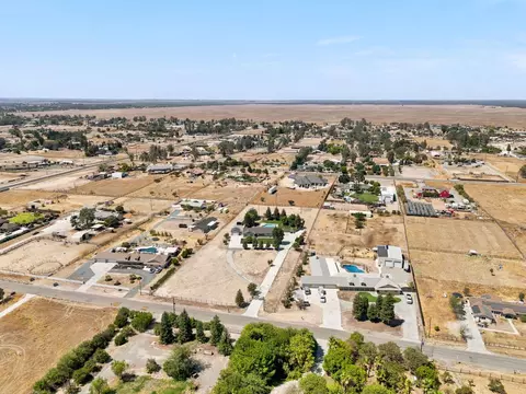 View/Area - 16176 Paula, Madera, CA 93636 photo 8 of 12