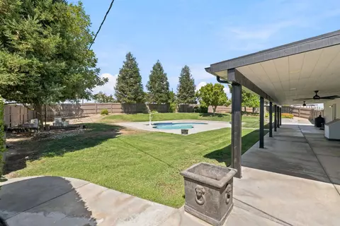 Exterior - 16176 Paula, Madera, CA 93636 photo 6 of 9