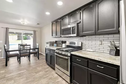 Kitchen - 16176 Paula, Madera, CA 93636 photo 6 of 6