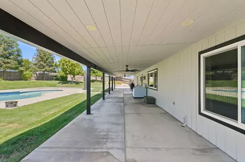 Exterior - 16176 Paula, Madera, CA 93636 photo 5 of 9