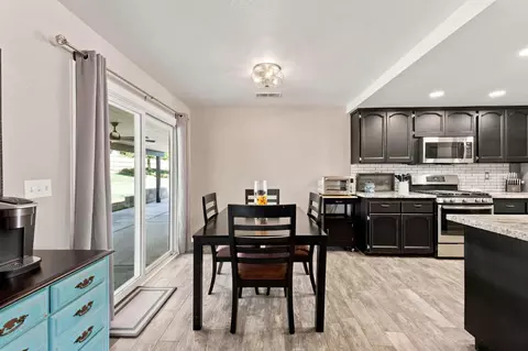 Dining - 16176 Paula, Madera, CA 93636 photo 1 of 2
