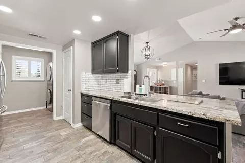 Kitchen - 16176 Paula, Madera, CA 93636 photo 3 of 6