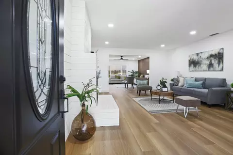 Entry Way - 351 Alpine Dr, Merced, CA 95340 photo 1 of 3