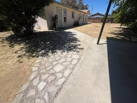 Exterior - 55 E Lorena Ave, Fresno, CA 93706 photo 12 of 22
