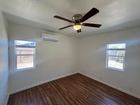 Bedroom - 55 E Lorena Ave, Fresno, CA 93706 photo 1 of 5