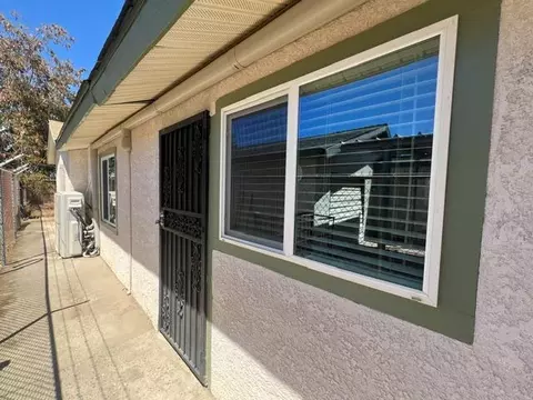 Exterior - 55 E Lorena Ave, Fresno, CA 93706 photo 10 of 22