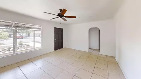 Living - 223 Buchanan St, Coalinga, CA 93210 photo 3 of 3