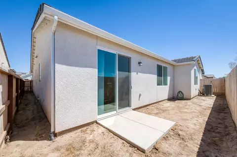 Exterior - 1640 Bloom Ave, Clovis, CA 93619 photo 7 of 7