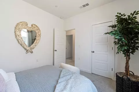 Bedroom - 1046 Springtime Ave, Clovis, CA 93619 photo 5 of 9