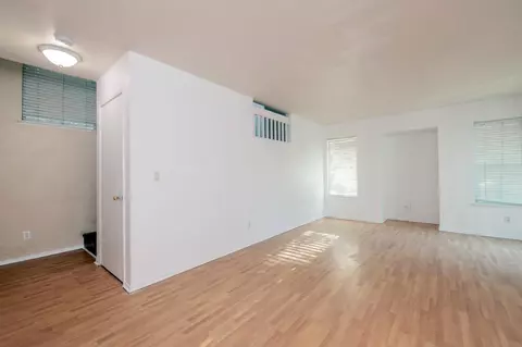 Living - 2425 E Houston Ave, Fresno, CA 93720 photo 5 of 6