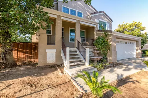 Exterior - 2425 E Houston Ave, Fresno, CA 93720 photo 4 of 8