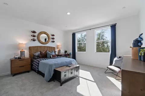 Bedroom - 1059 Springtime Ave, Clovis, CA 93619 photo 4 of 5