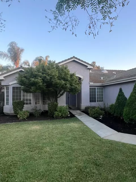 5173 W Bedford Ave, Fresno, CA 93722