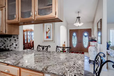Entry Way - 16861 Paula Rd, Madera, CA 93636 photo 2 of 4