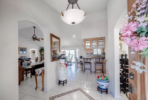 Entry Way - 16861 Paula Rd, Madera, CA 93636 photo 1 of 4
