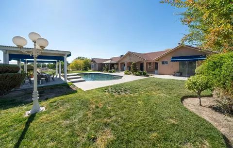 Exterior - 16861 Paula Rd, Madera, CA 93636 photo 6 of 14