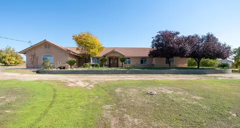 Exterior - 16861 Paula Rd, Madera, CA 93636 photo 2 of 14