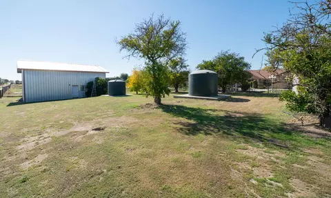 Exterior - 16861 Paula Rd, Madera, CA 93636 photo 13 of 14