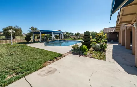 Exterior - 16861 Paula Rd, Madera, CA 93636 photo 11 of 14