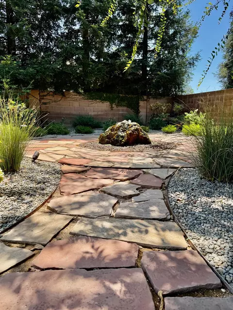 Exterior - 2270 Alamos Ave, Clovis, CA 93611 photo 7 of 8