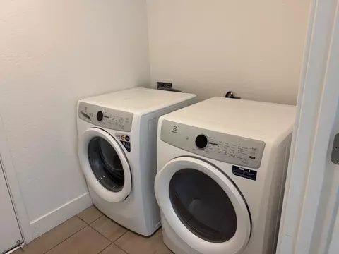 Other - 606 W Mahogany Ln, Clovis, CA 93611 photo 3 of 8