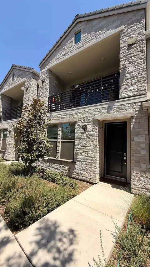 606 W Mahogany Ln, Clovis, CA 93611 photo 6