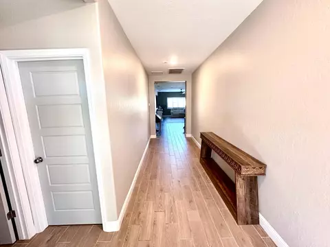 Entry Way - 365 Sunset Dr S, Madera, CA 93636 photo 3 of 4