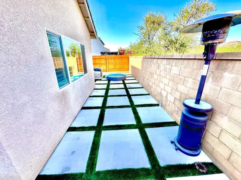 Exterior - 365 Sunset Dr S, Madera, CA 93636 photo 8 of 12