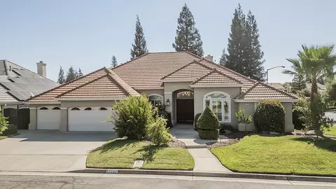 10202 N Boyd Ave, Fresno, CA 93730