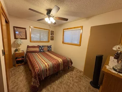Bedroom - 58072 Summit Dr, Springville, CA 93265 photo 1 of 4