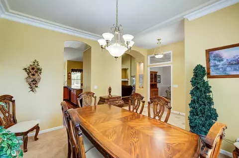 Dining - 2855 Richert Ave, Clovis, CA 93611 photo 2 of 2