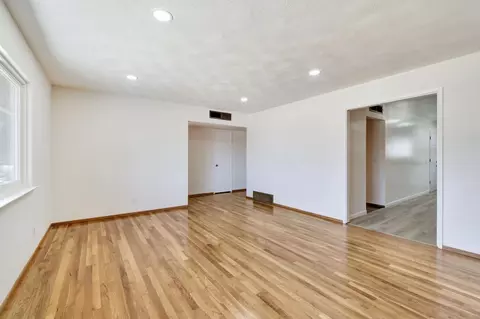 Living - 880 I St, Parlier, CA 93648 photo 3 of 4