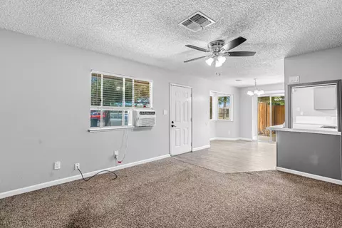 Living - 12511 A, Biola, CA 93606 photo 3 of 4