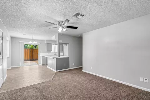 Living - 12511 A, Biola, CA 93606 photo 4 of 4