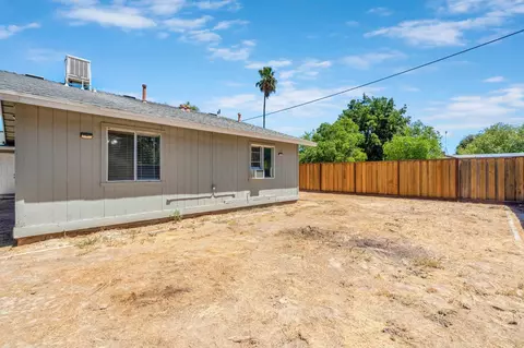 Exterior - 12511 A, Biola, CA 93606 photo 7 of 8