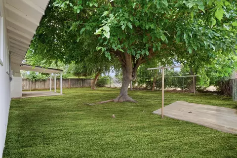 2554 Harvard Ave, Clovis, CA 93612 photo 26