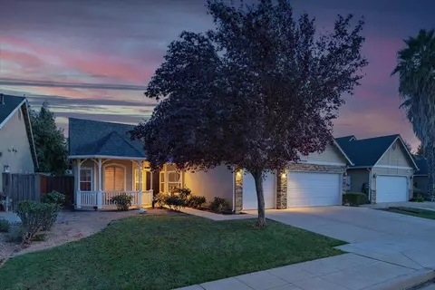 7073 W San Madele Ave, Fresno, CA 93723