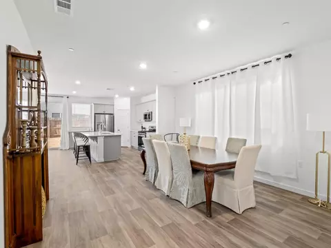 Dining - 4225 Hampton Way, Clovis, CA 93619 photo 1 of 3