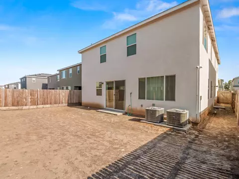 Exterior - 4225 Hampton Way, Clovis, CA 93619 photo 5 of 5