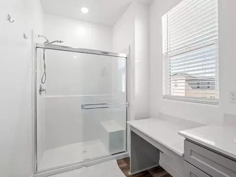 Bath - 4225 Hampton Way, Clovis, CA 93619 photo 7 of 8