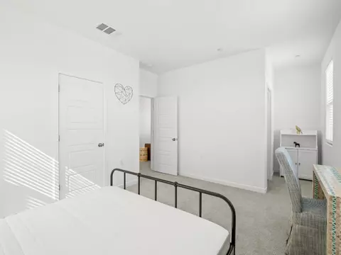 Bedroom - 4225 Hampton Way, Clovis, CA 93619 photo 4 of 10