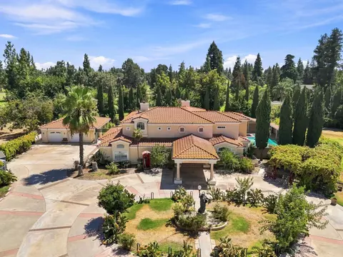 8067 N Belmont Ave, Fresno, CA 93737