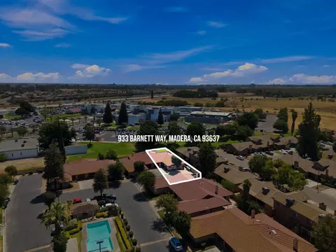 View/Area - 933 Barnett Way, Madera, CA 93637 photo 5 of 14