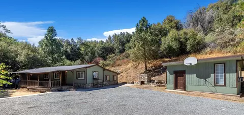 33086 Linson Rd, Tollhouse, CA 93667 photo 3
