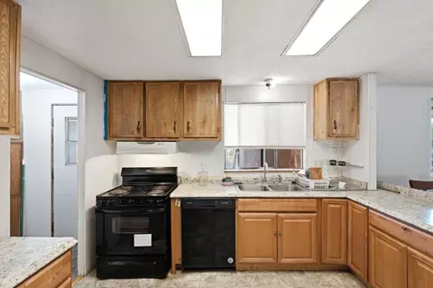 12752 N Robinson Ave, Sanger, CA 93657 photo 16