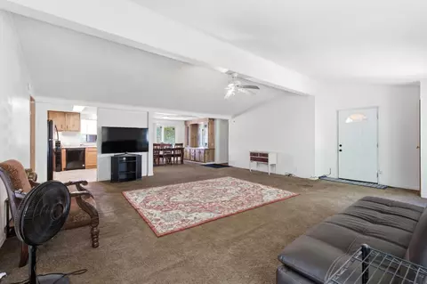 12752 N Robinson Ave, Sanger, CA 93657 photo 13